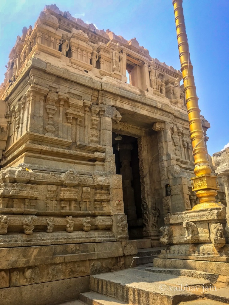 Beautiful carvings on the entry gate of Veerabhadra temple